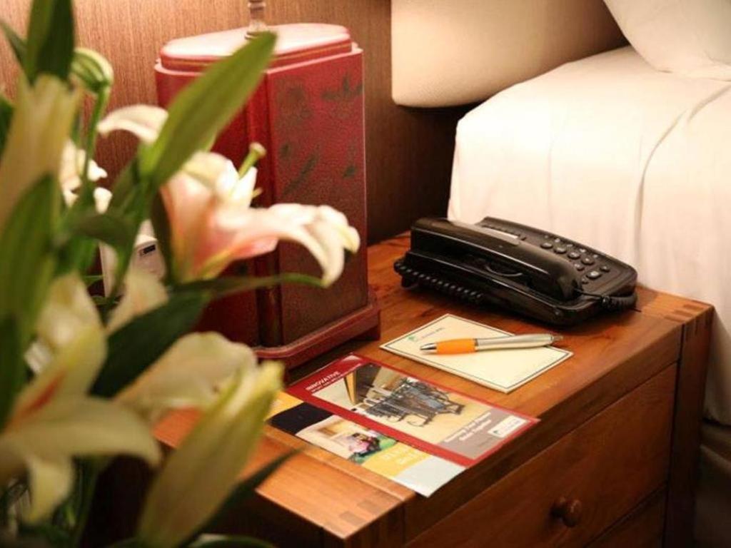 Plaza Sutera Biru Hotel Kuala Belait Екстер'єр фото