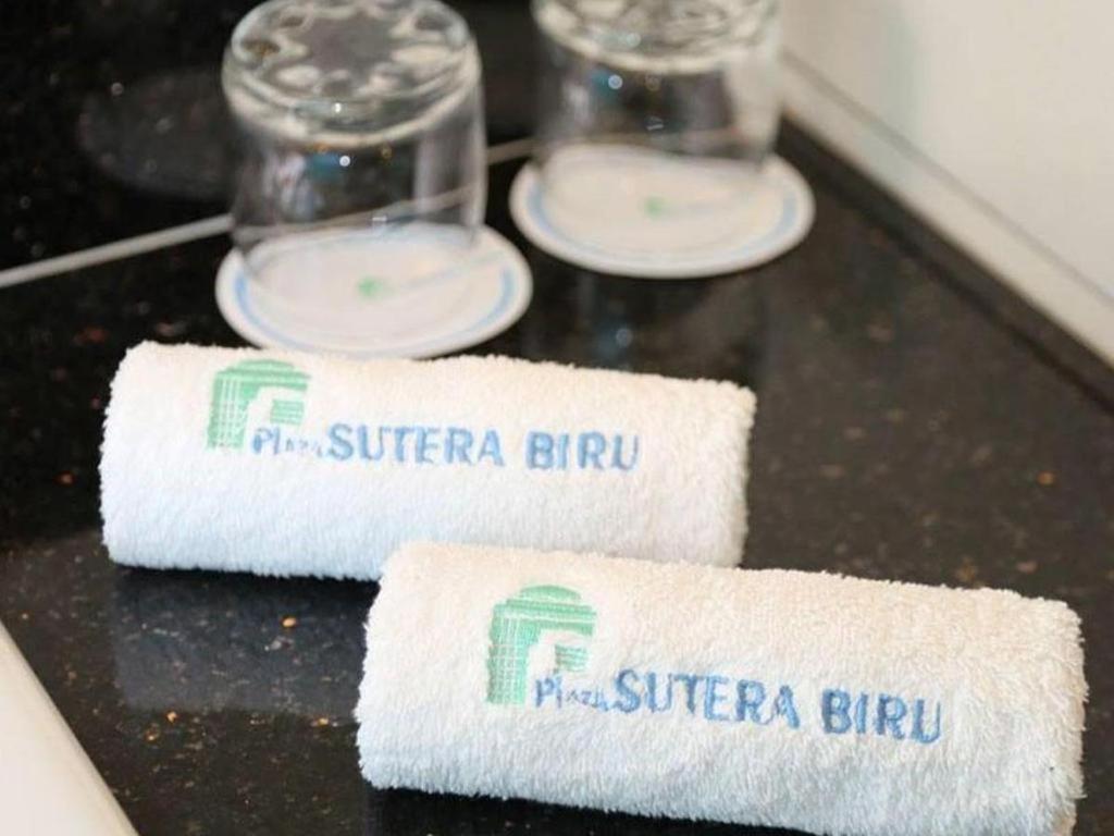 Plaza Sutera Biru Hotel Kuala Belait Екстер'єр фото